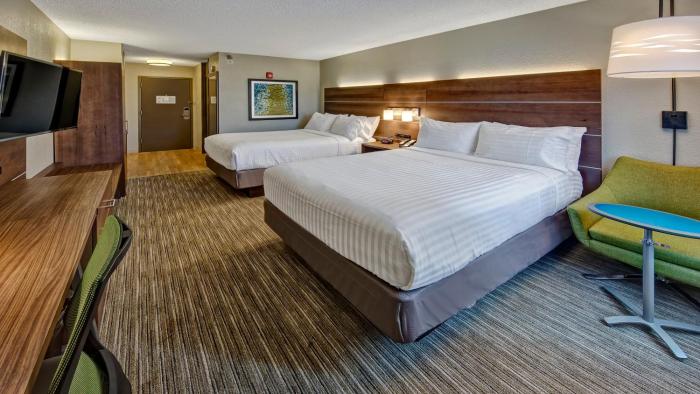 holiday inn express louisville airport expo center by ihg