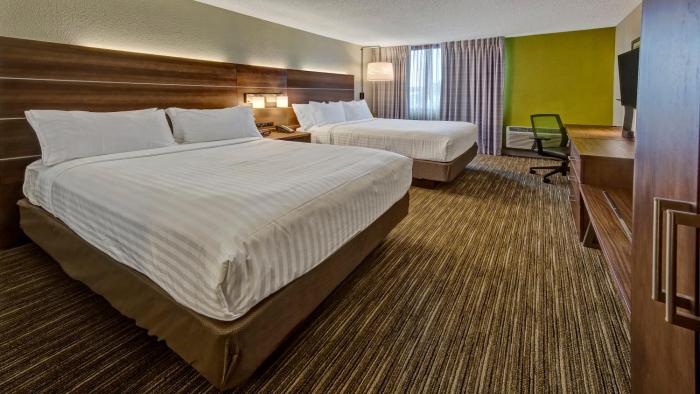 holiday inn express louisville airport expo center by ihg