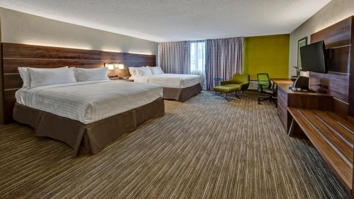 holiday inn express louisville airport expo center by ihg