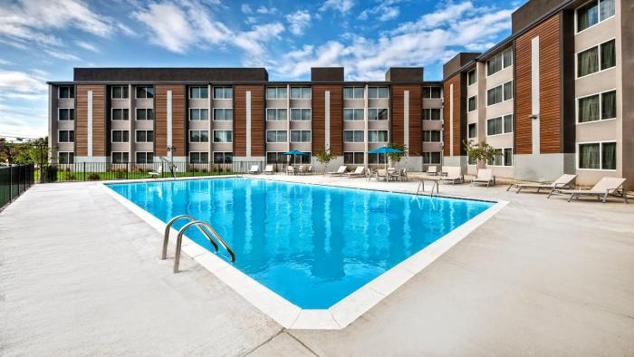 holiday inn express louisville airport expo center by ihg