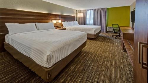 holiday inn express louisville airport expo center by ihg