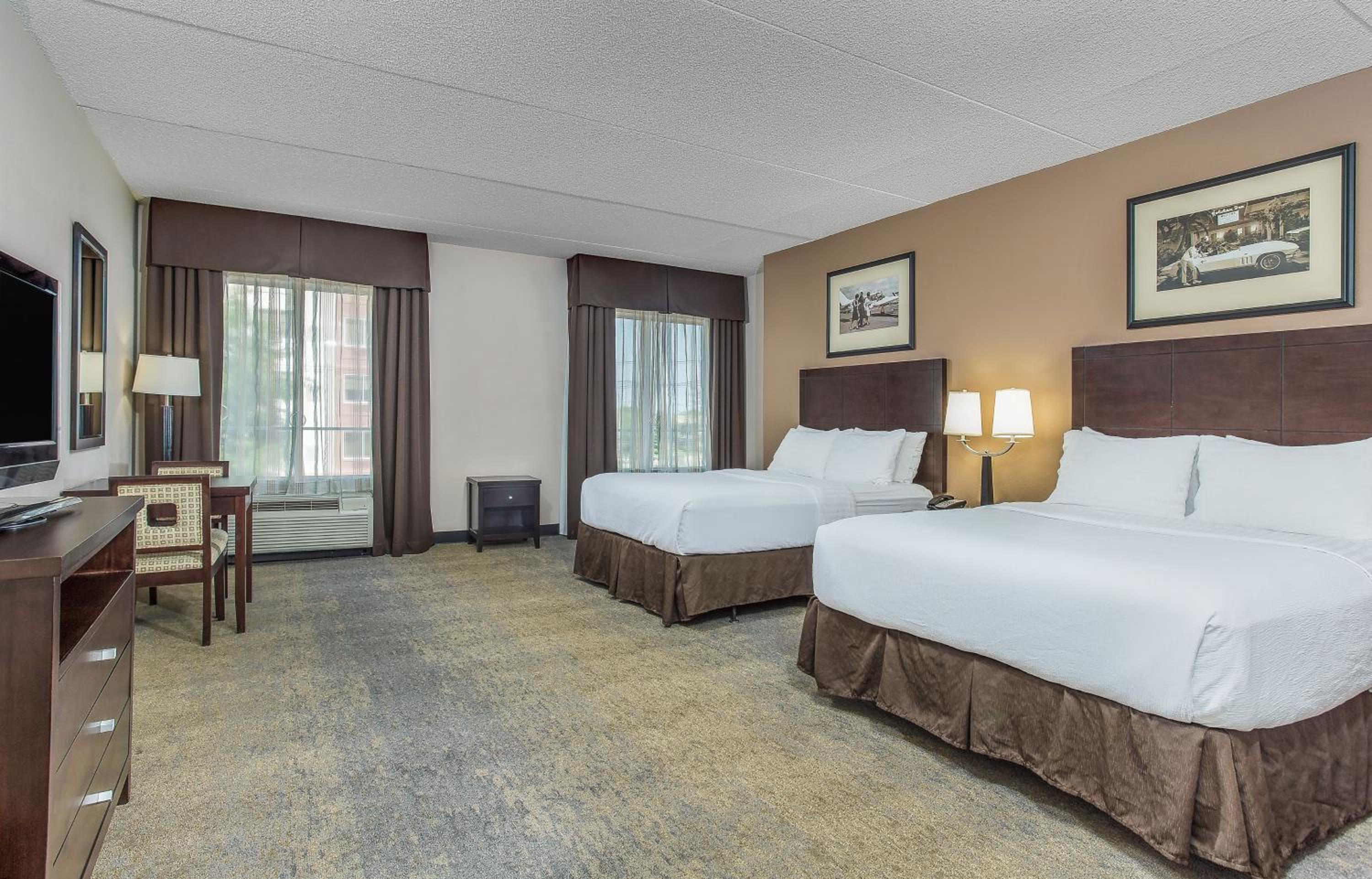 holiday inn louisville airport fair expo by ihg