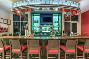holiday inn louisville airport fair expo by ihg
