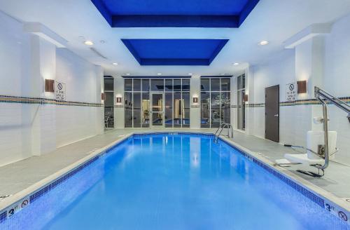 holiday inn louisville airport fair expo by ihg