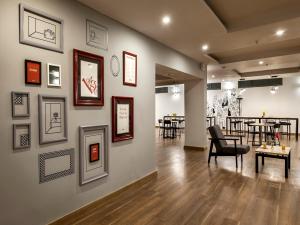 palette hotel saket greens