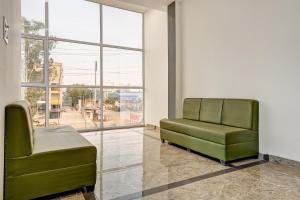 palette hotel saket greens