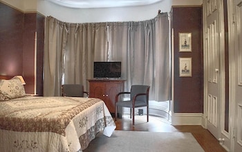 Shamokin Bed And Breakfast,,2 star