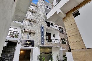 townhouse saket residency near saket metro