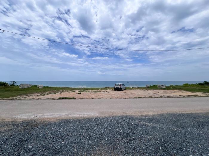 coastal bay dungun staycation