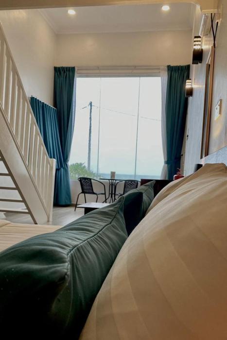 coastal bay dungun staycation
