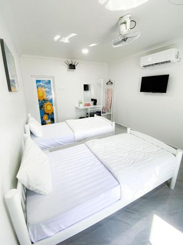 coastal bay dungun staycation