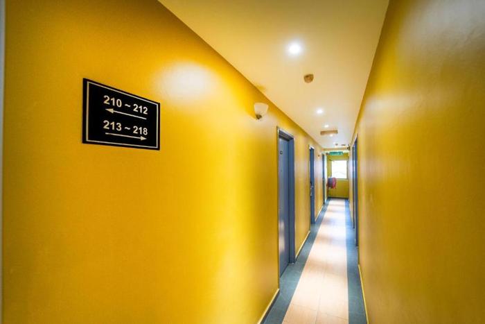 the colony by cactus hotel dedap