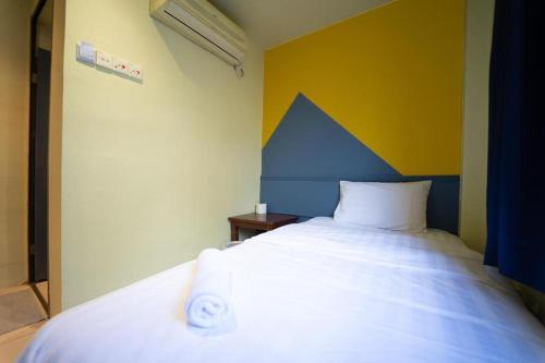 the colony by cactus hotel dedap