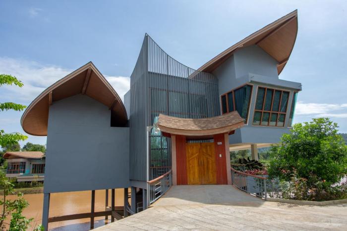 nakaburi sanctuary resort and spa