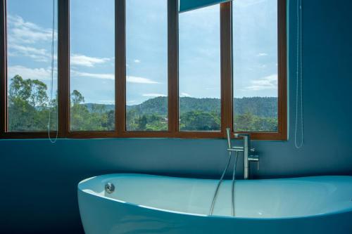 nakaburi sanctuary resort and spa