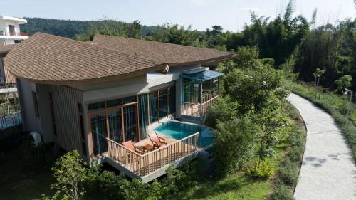 nakaburi sanctuary resort and spa