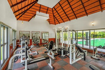 sterling hibis vellore