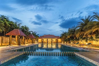 sterling hibis vellore