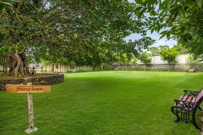 sterling hibis vellore