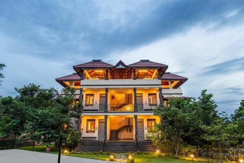 sterling hibis vellore