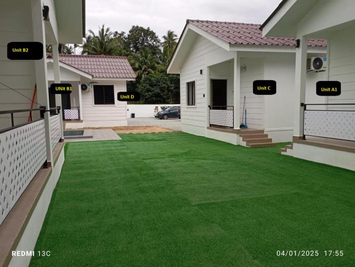 zulanies the pool cottage near daur beach bachok