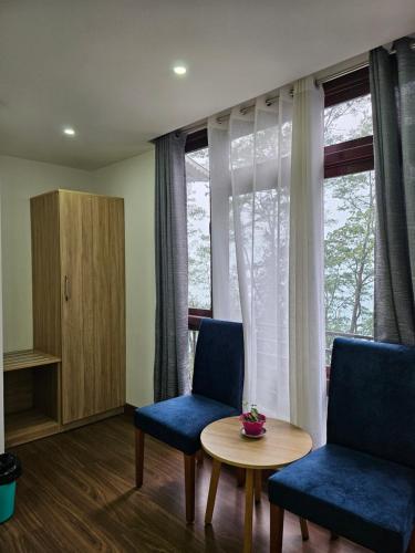 Shanol Residency,,5 star