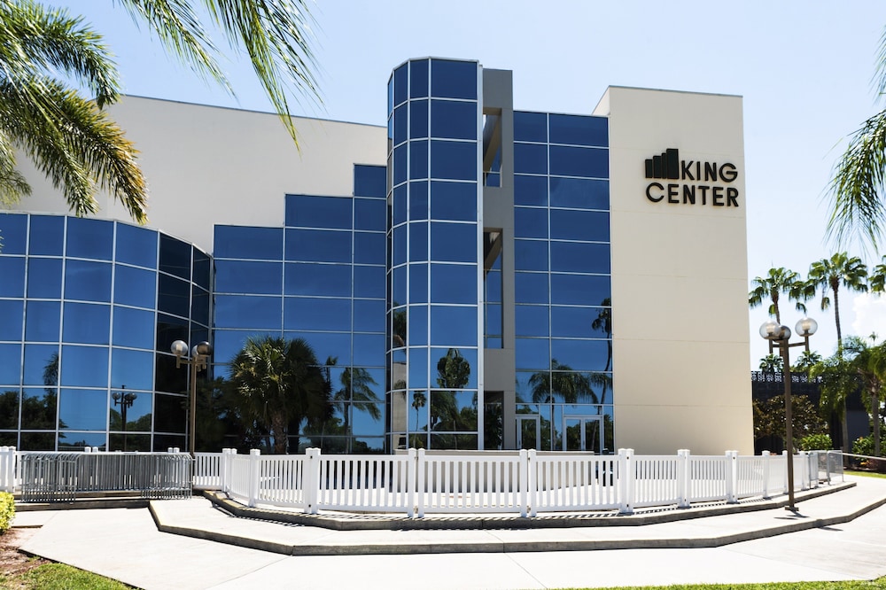 holiday inn melbourne viera conference ctr by ihg