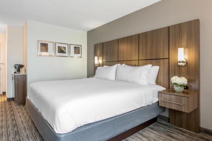 holiday inn melbourne viera conference ctr by ihg