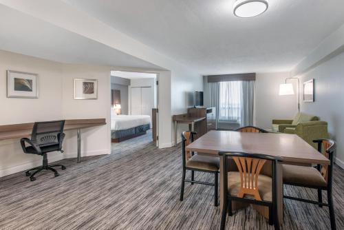 holiday inn melbourne viera conference ctr by ihg