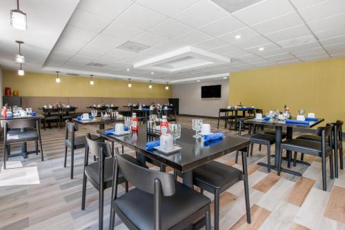 holiday inn melbourne viera conference ctr by ihg
