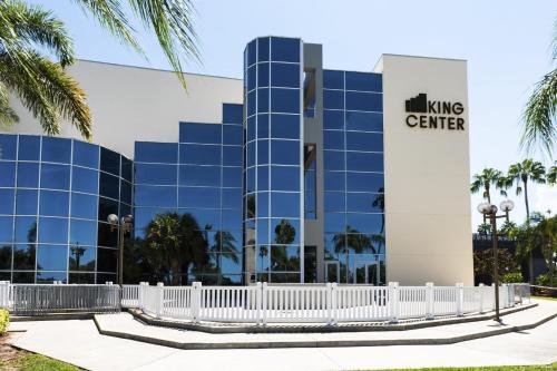 holiday inn melbourne viera conference ctr by ihg