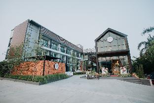 phu sakon ville hotel