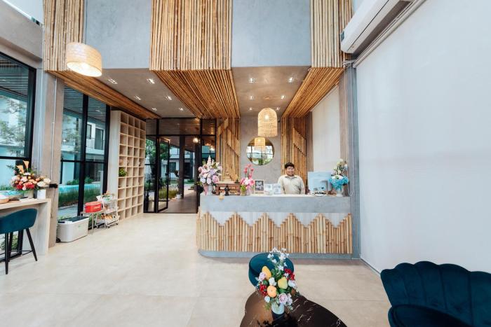 phu sakon ville hotel