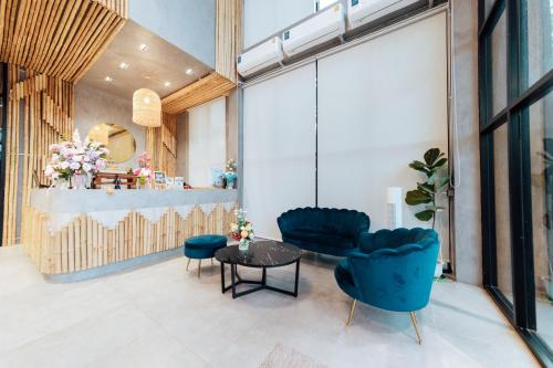 phu sakon ville hotel