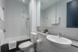 mantra 100 exhibition melbourne