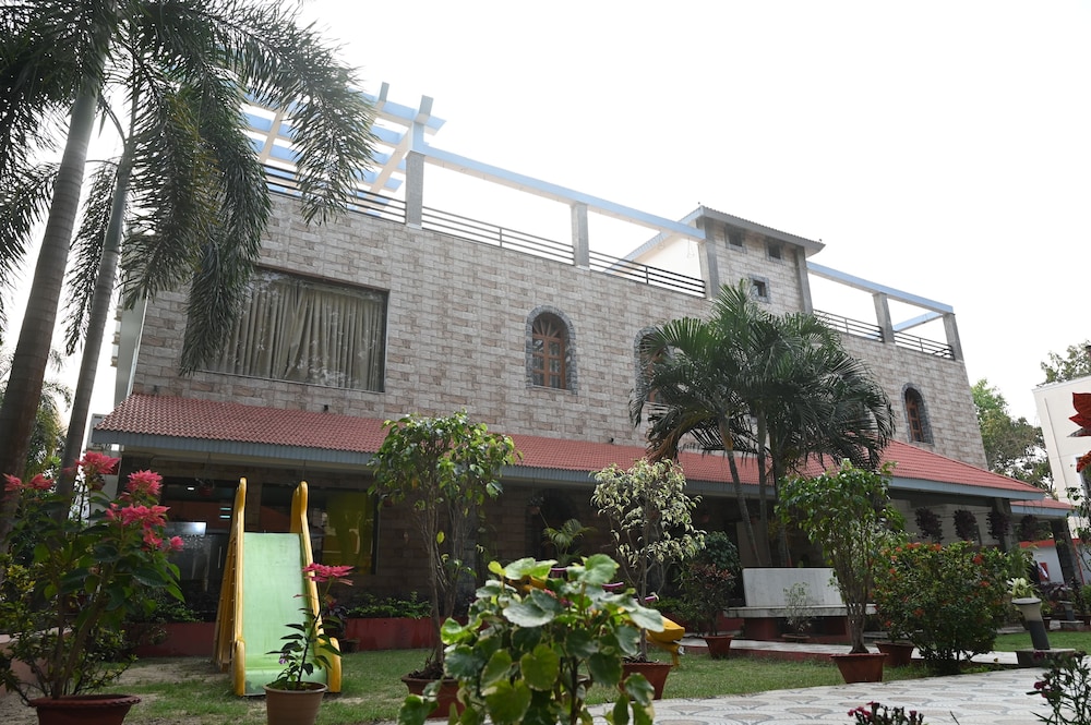 santiniketan residency