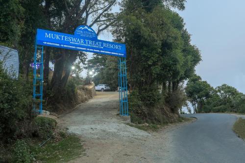 mukteshwar treat resort