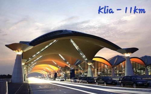 klia travel homestay 3r 2b wifi and netflix