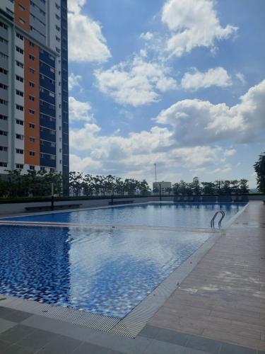 klia travel homestay 3r 2b wifi and netflix