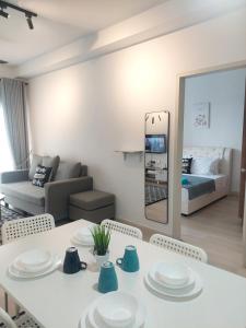 Klia Travel Homestay - 3R 2B - Wifi & Netflix,,5 star