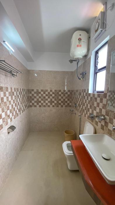 lingmoo residency