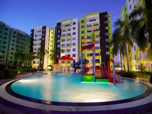 ipoh manhattan waterpark suites 6 11 pax 2 parking by iwh
