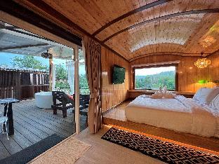 u haus train cabin resort