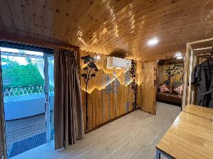 u haus train cabin resort