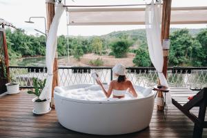 u haus train cabin resort