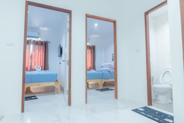 phanomrung hostel and linn chan cafe