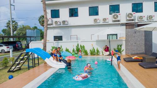 Phanomrung Hostel & Linn Chan Cafe ,,3 star