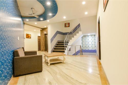 hotel leaf 9 cyber city near ambience mall