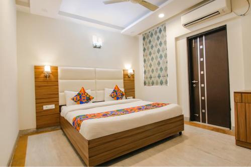 hotel leaf 9 cyber city near ambience mall