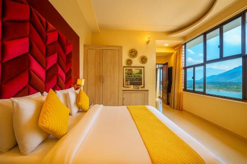 the neeraj naturecure stay on the ganges